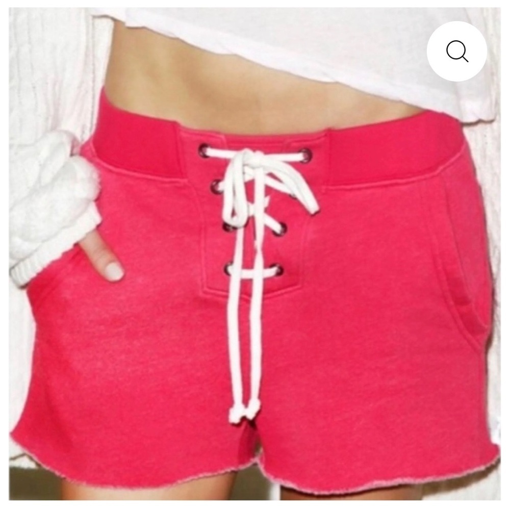 Wildfox Couture Pink mod four all lace up shorts - Picture 3 of 14